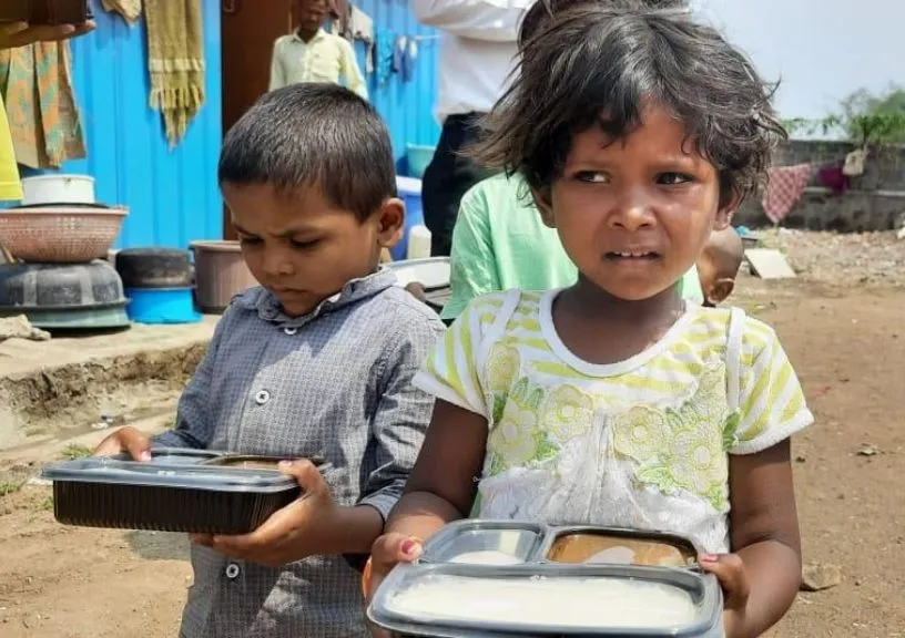 Wings Poor Kids Food Donate